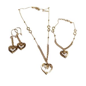 نیم ست قلب بی نهایت