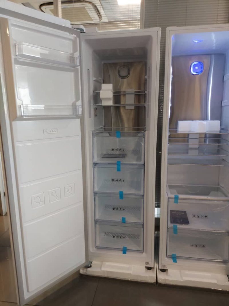 فضای داخلی یخچال و فریزر دوقلو ایکس ویژن مدل KTR630/KTF630