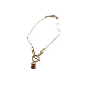 گردنبند طلا مینیمال طرح قفل و تی