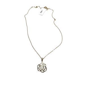 گردنبند مینیمال گل رز طلا