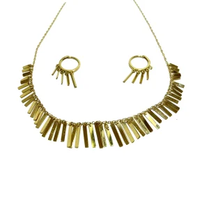 گردنبند و گوشواره سرخ پوستی