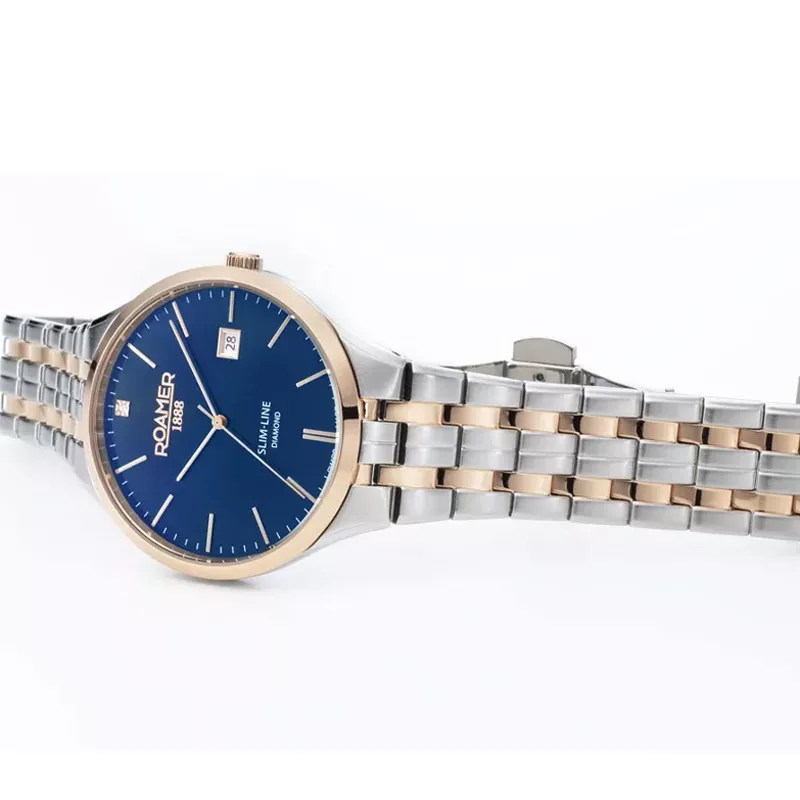 864833494550 نمای نزدیک ساعت