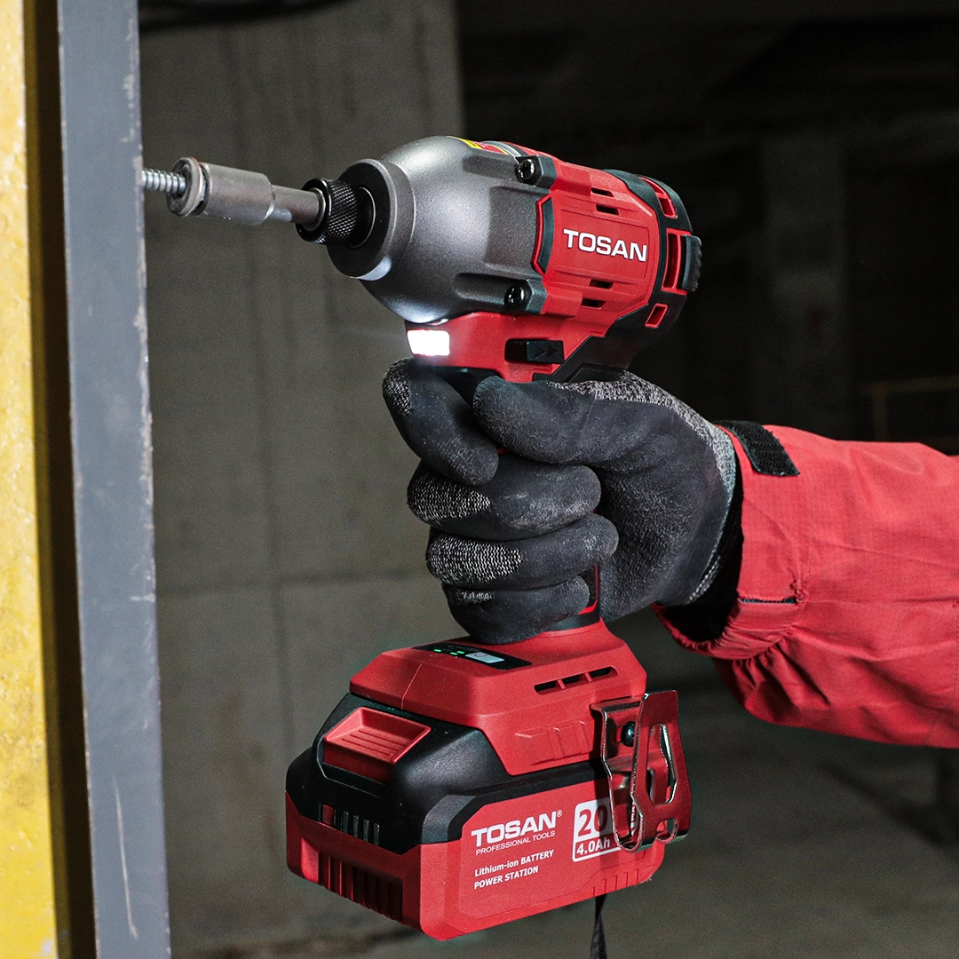 پیچ گوشتی شارژی ضربه ای براشلس 20 ولت مدل 9520BIS