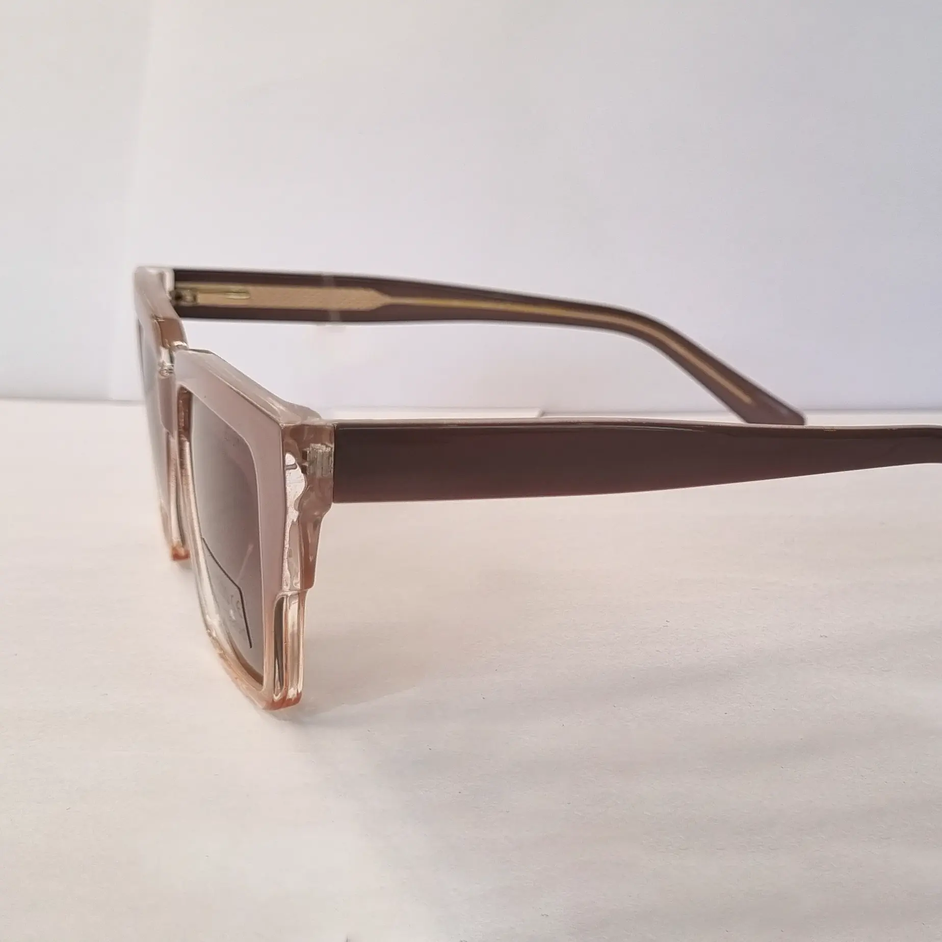 عینک آفتابی زنانه مدل Elderado 82080