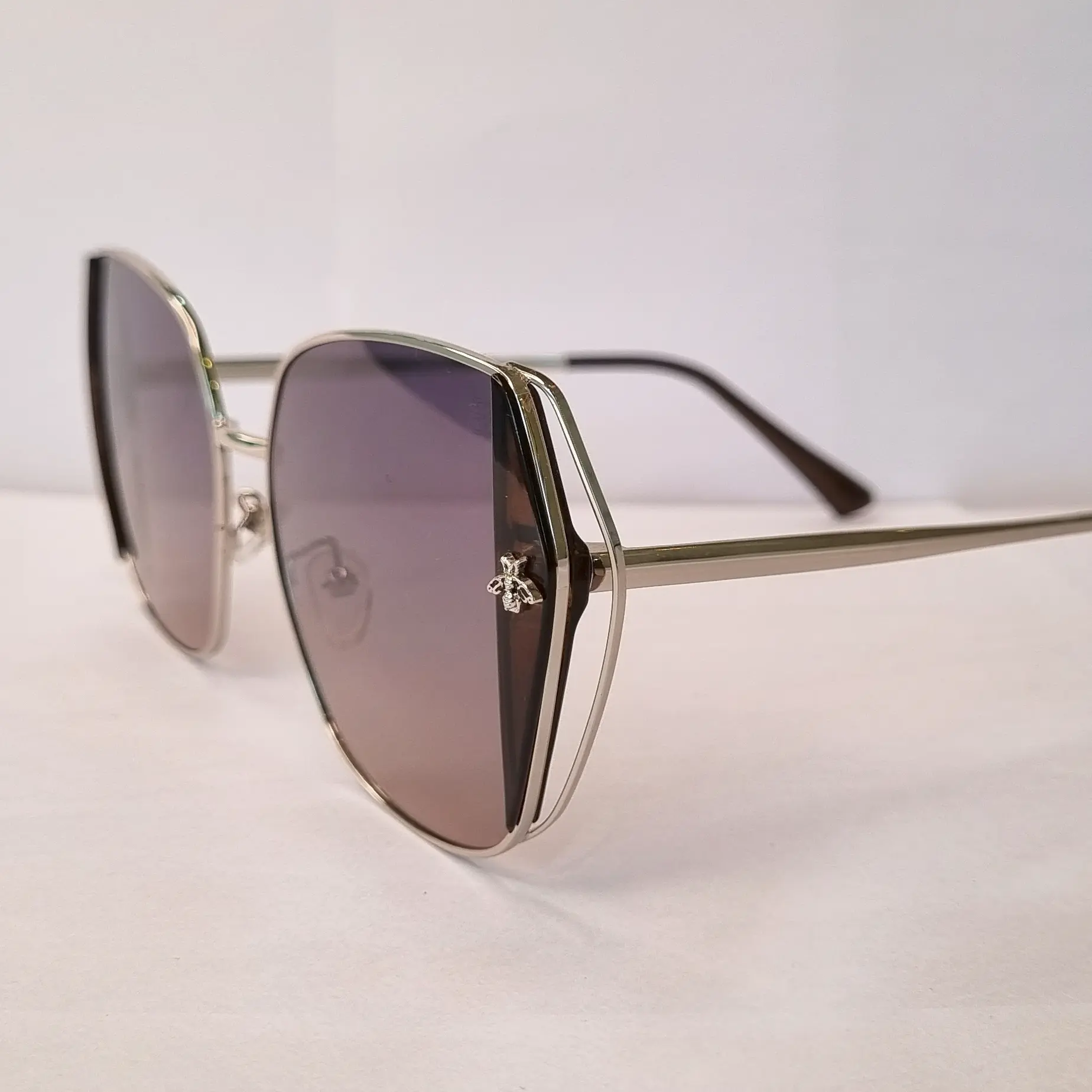 عینک آفتابی زنانه مدل Rabert Deniro 2023