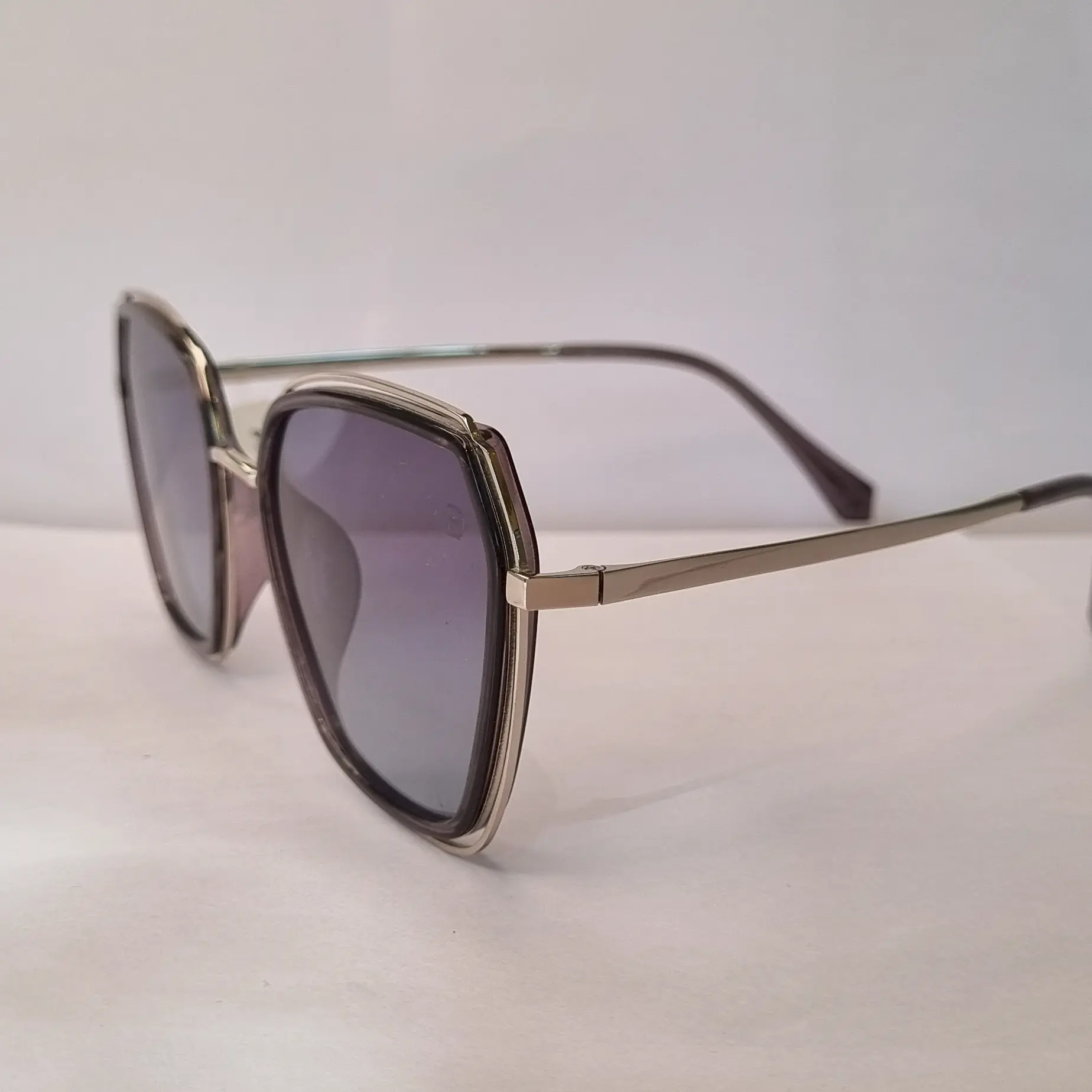 عینک آفتابی زنانه مدل Rabert Deniro 2054