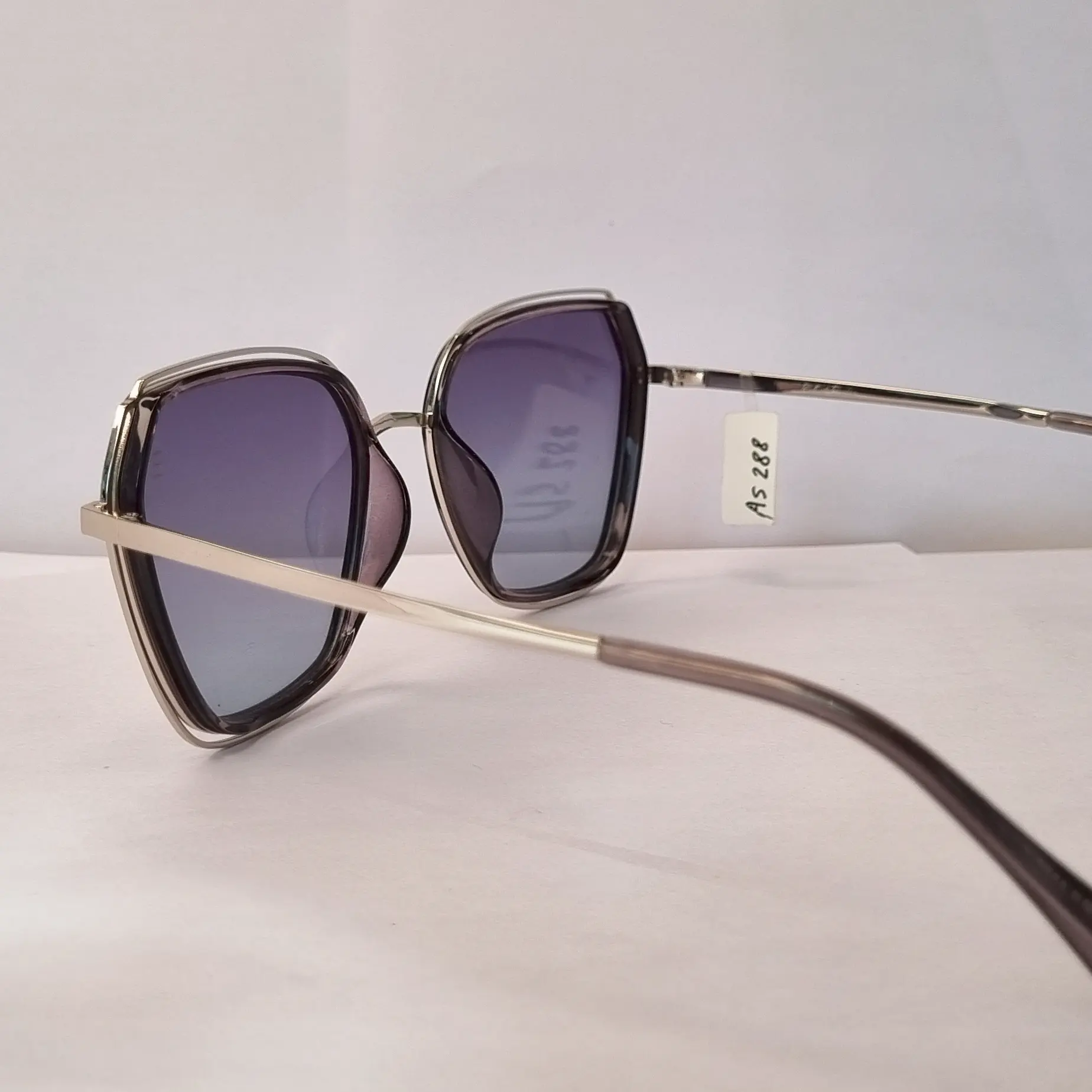 عینک آفتابی زنانه مدل Rabert Deniro 2054