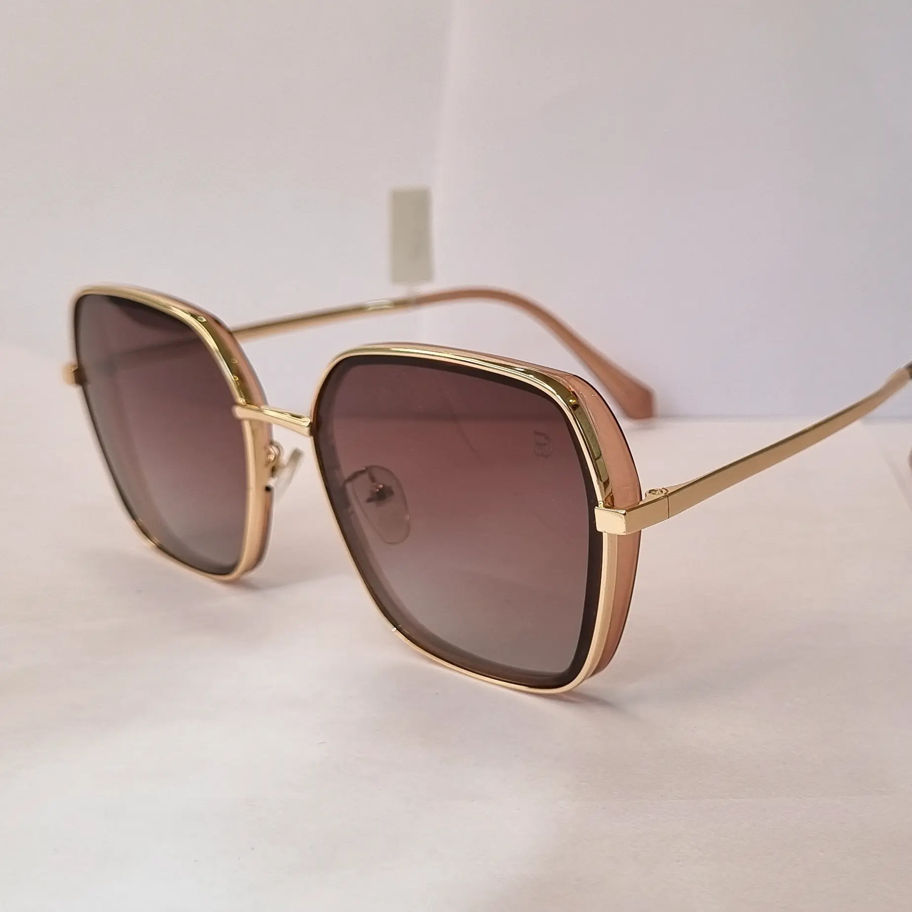 عینک آفتابی زنانه مدل Rabert Deniro 2055