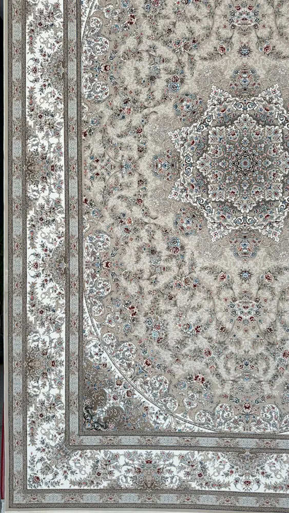 فرش 1200 شانه اکرلیک طرح گلستان زمینه صدفی