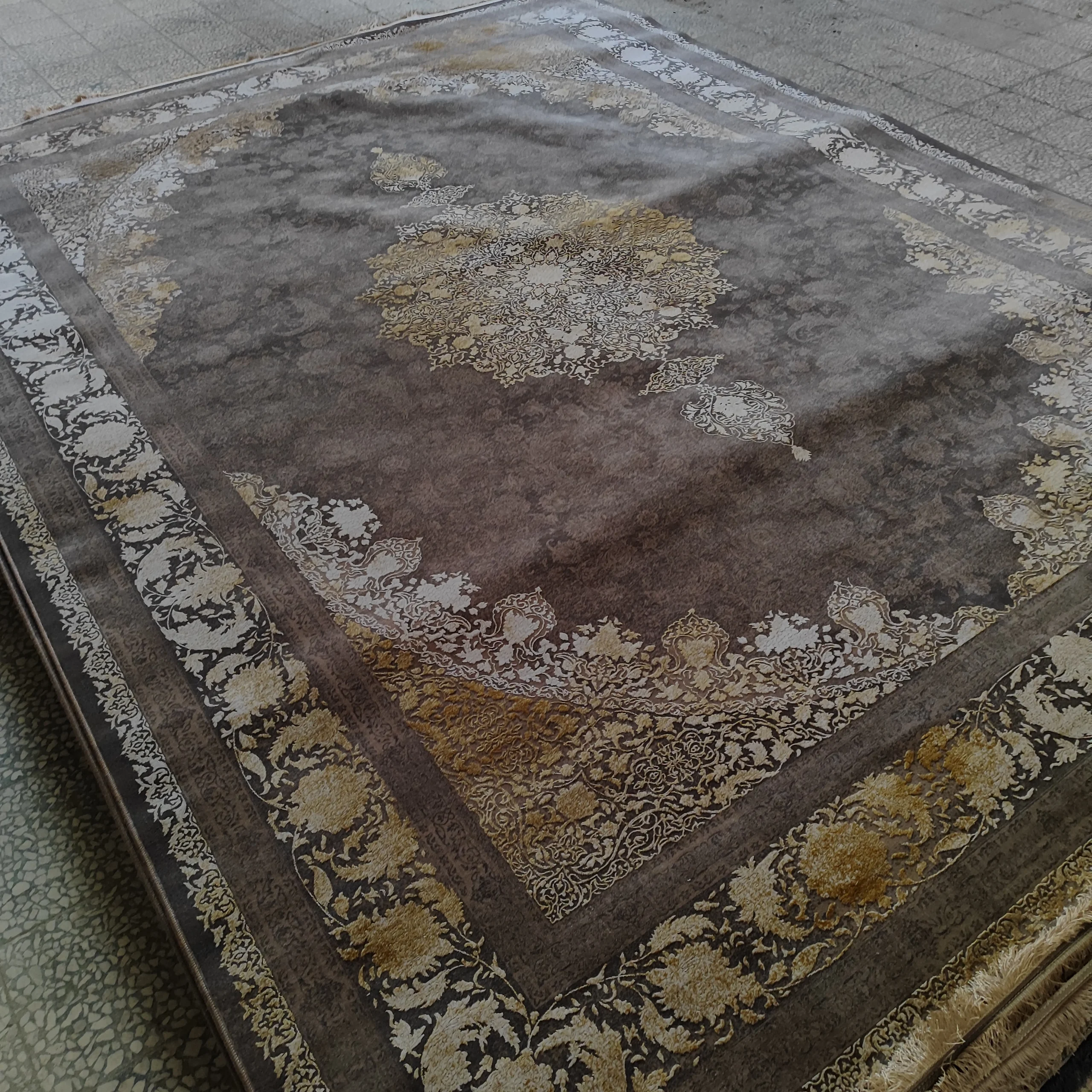 فرش ۱۲۰۰ شانه کد ۱۵۰۰۳ کالکشن وستا با تراکم ۳۶۰۰