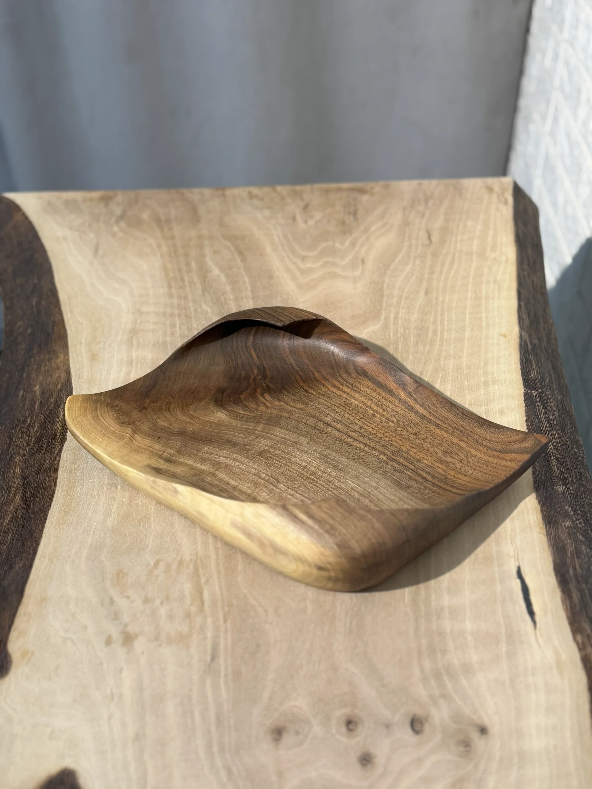 میوه خوری چوبی دست ساز کیو وود کد 3014 چوب گردو طبیعی