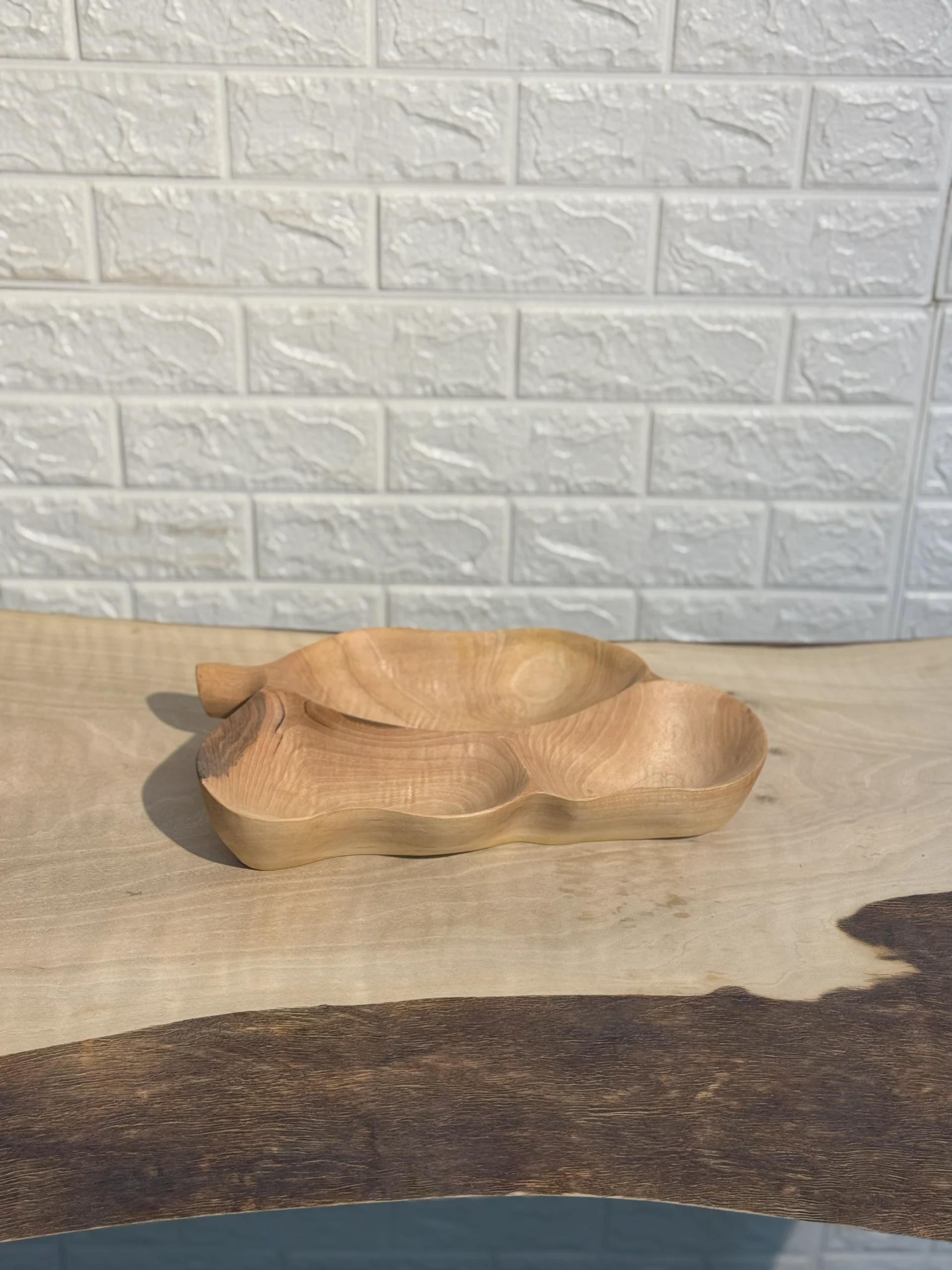 میوه خوری چوبی دست ساز کیو وود کد 3010 چوب گردو طبیعی