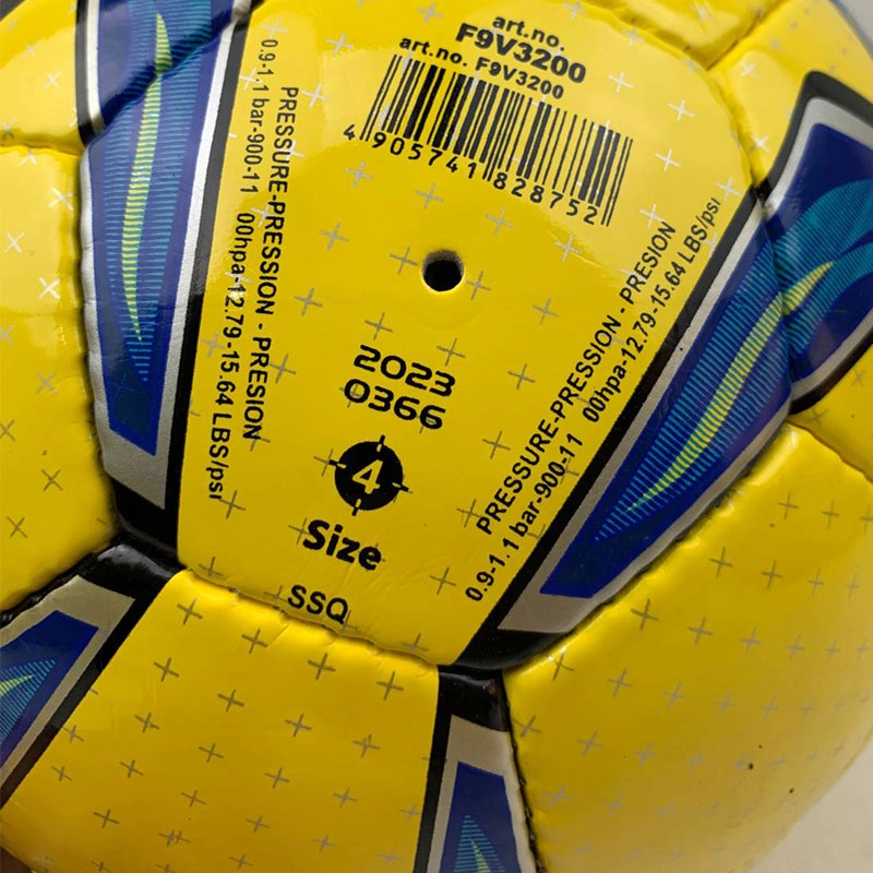 توپ فوتسال تنبل مولتن ونتاجیو 4800 مخصوص سالن ورزشی