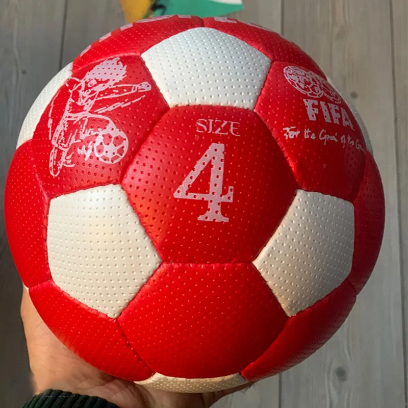 توپ فوتبال سوباسا