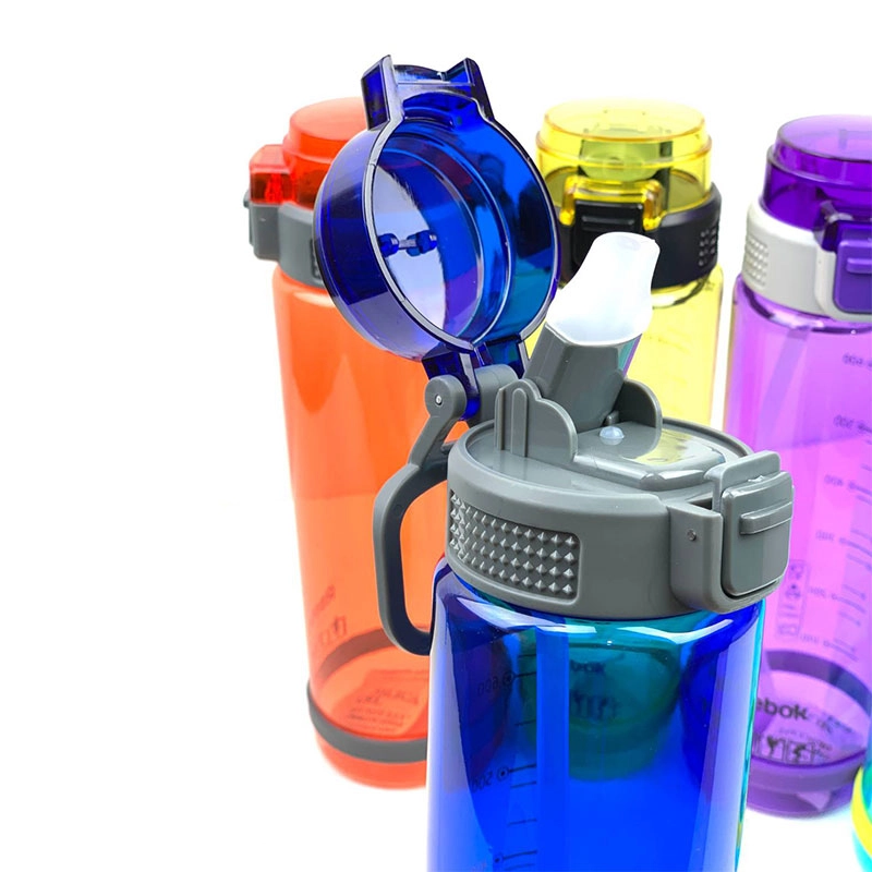 قمقمه ورزشی ریباک نی دار شفاف 700 میلی لیتر