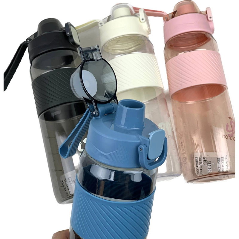 قمقمه ورزشی مارتن اسپرت شفاف 700 میلی لیتر