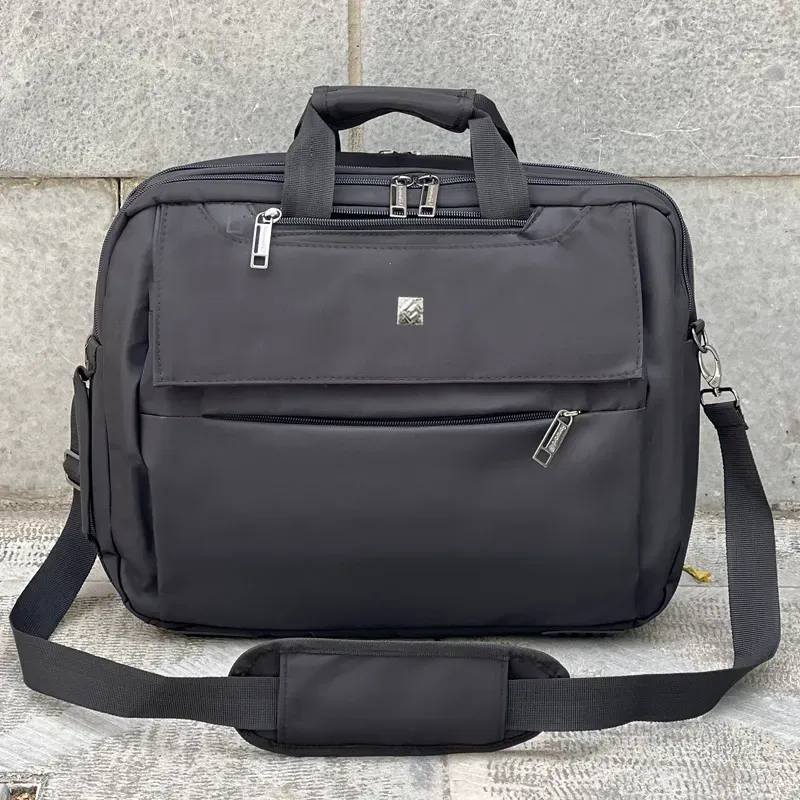 کیف سه کاره برند گوگانا مدل کیف سه کاره برند گوگانا مدل Goog1090 Three In One قابل تبدیل به کولهree In One قابل تبدیل به کوله