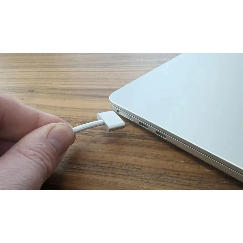 لپ تاپ 13.6 اینچی اپل مدل MacBook Air MDHA4 2026 LLA-M5-16GB RAM-512GB SSD